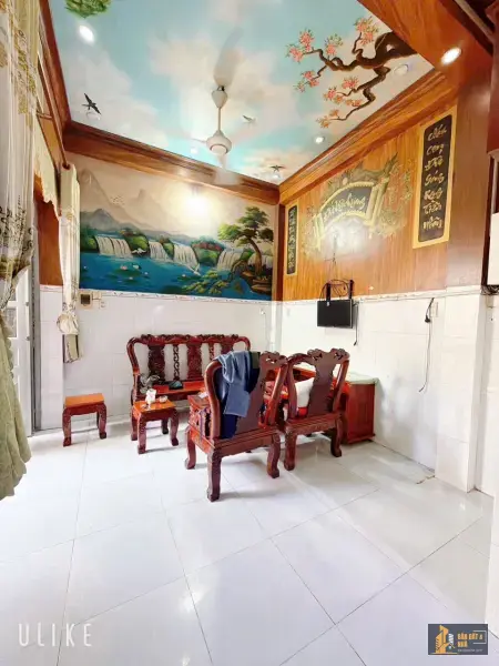 Bán nhà shr ngay chợ Xóm Nghèo