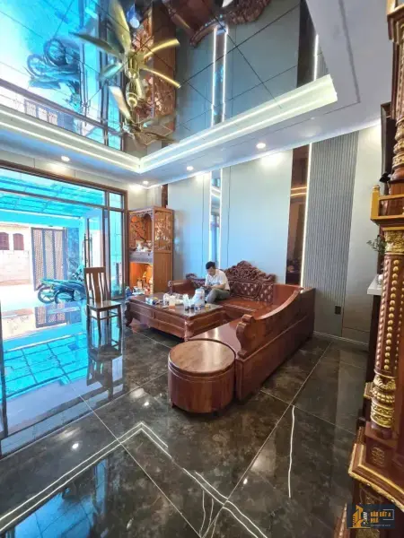 Bán nhà đẹp phường Đông Hòa