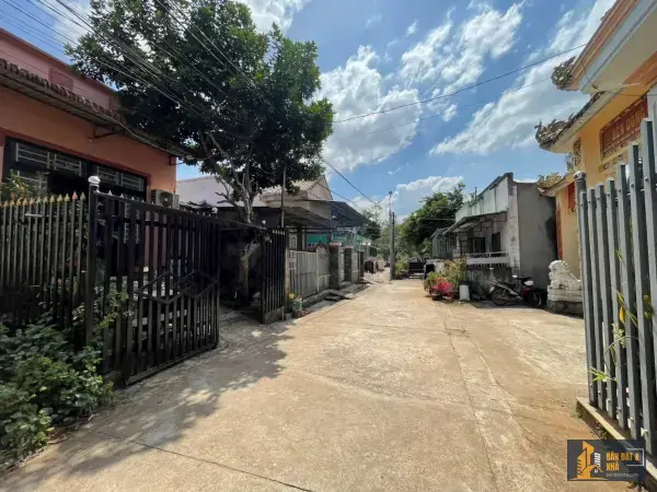 Bán đất mặt tiền tại xã Dầu Giây