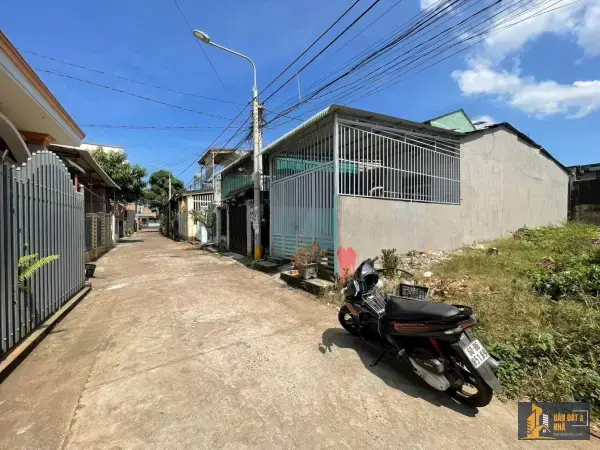 Bán đất mặt tiền tại xã Dầu Giây